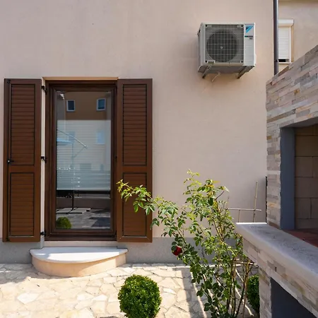 Mistral Апартаменты *