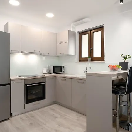 Mistral * Фунтана